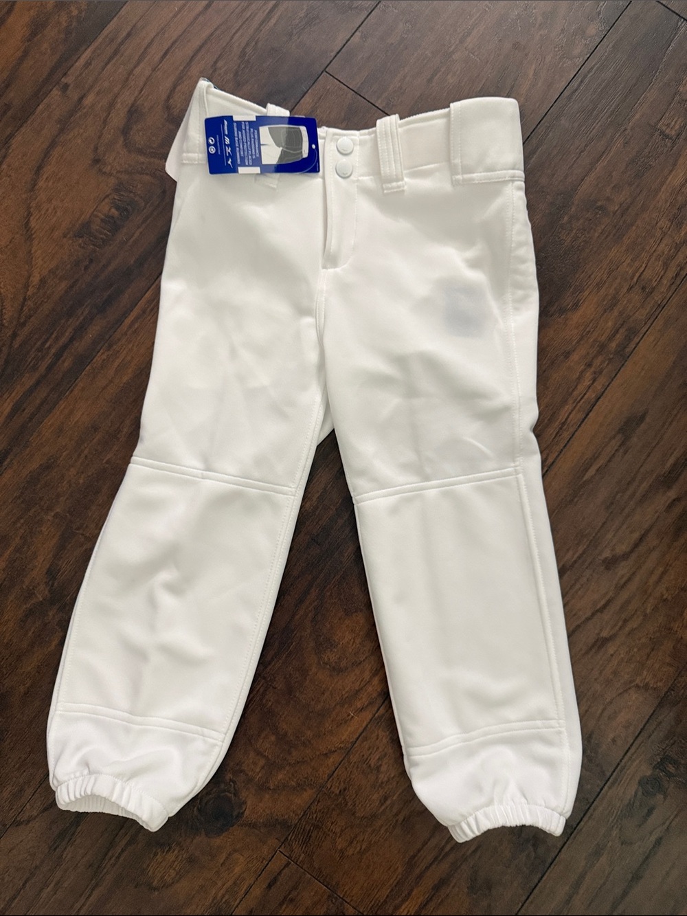 Girls size Medium Mizuno softball pants.